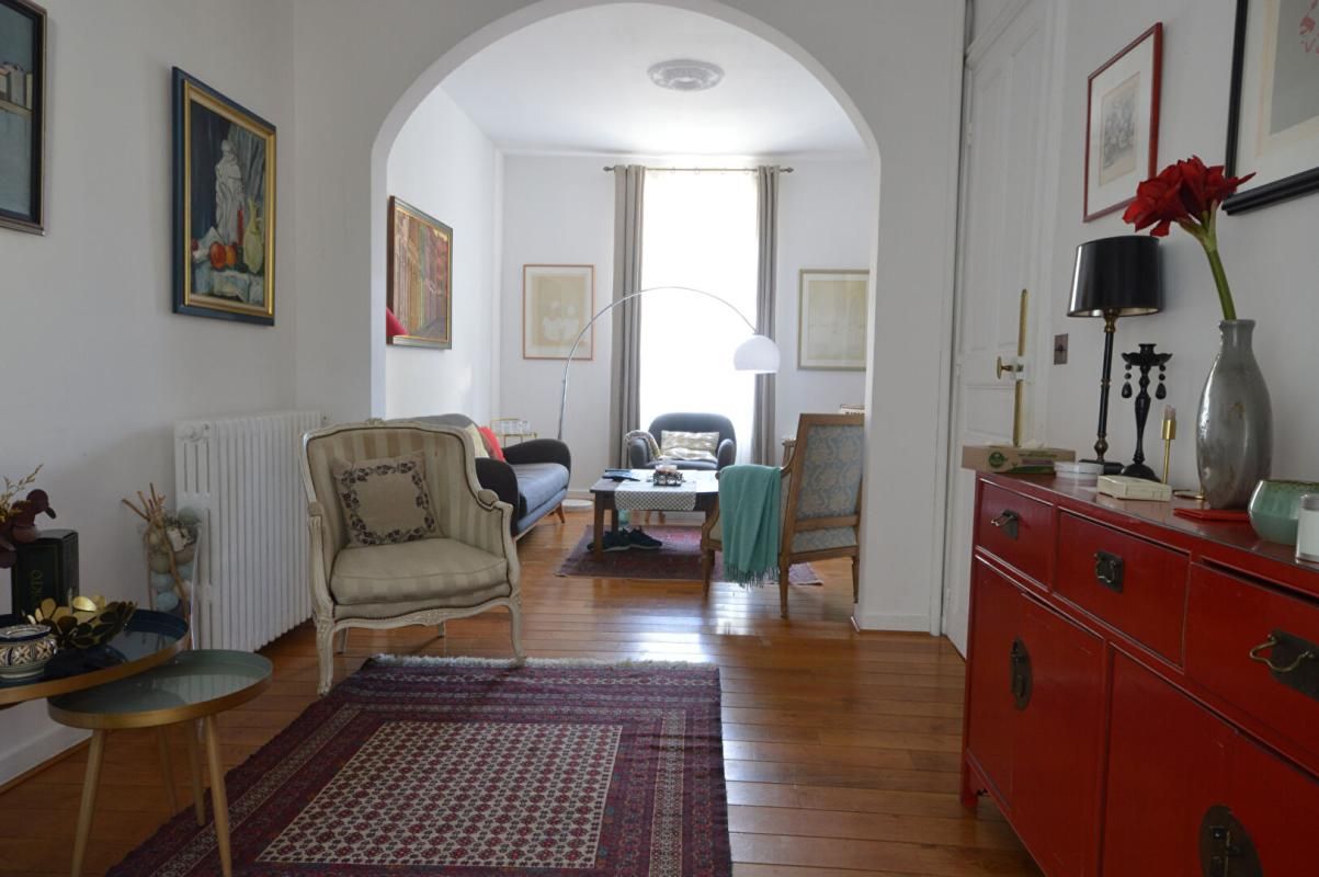 LA ROCHELLE Grande Maison & garage 17 La Rochelle La Genette Centre ville 3