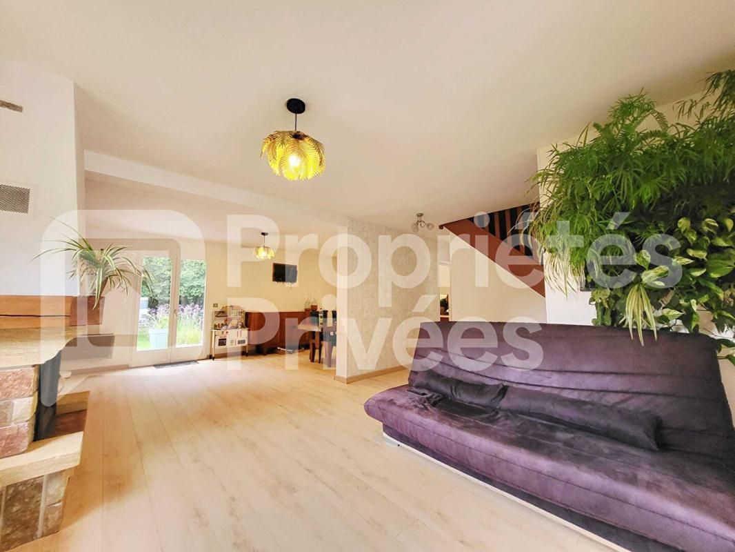 SACLAS Maison Saclas 7 pièce(s) 126.80 m2 3