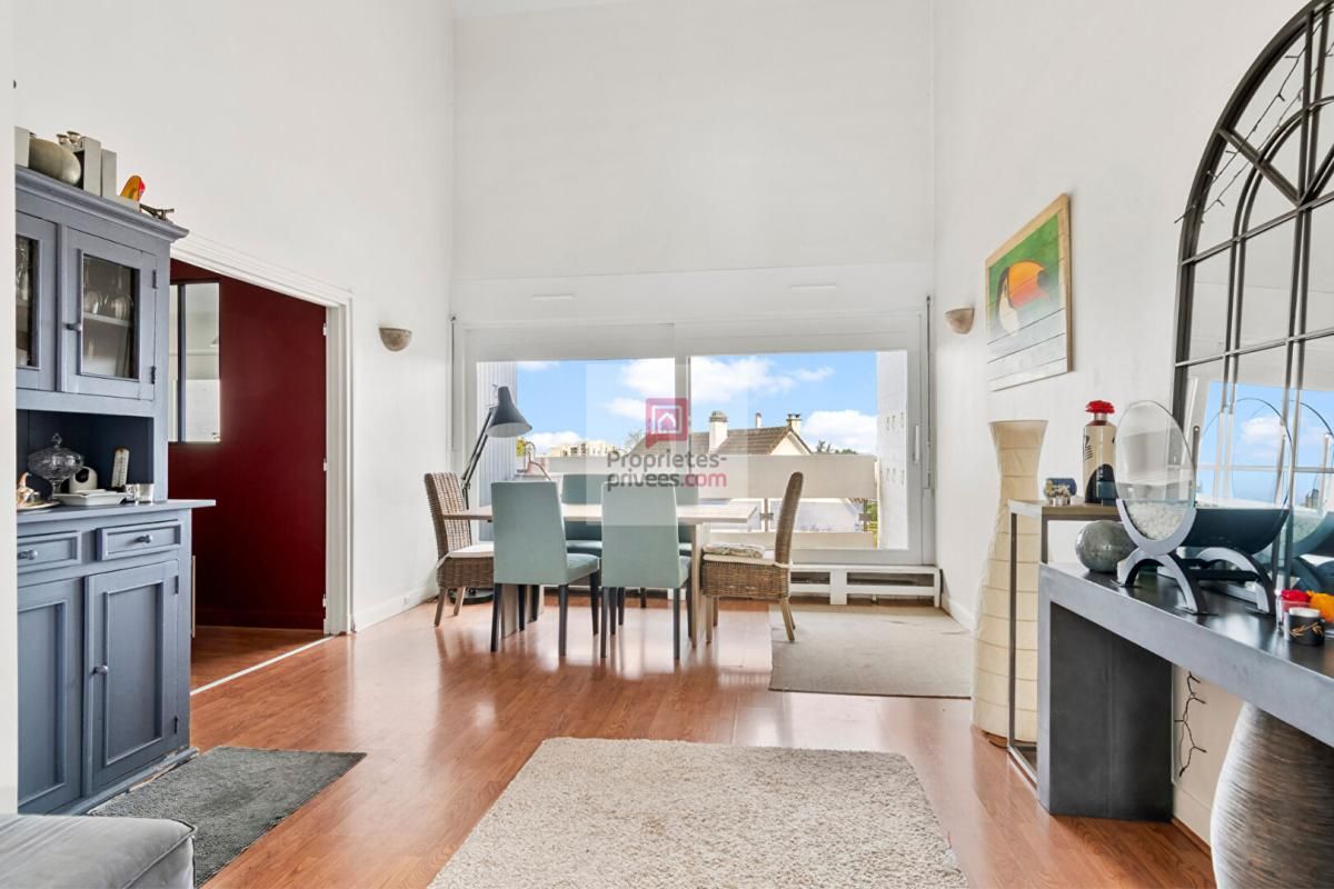 SAINT GERMAIN EN LAYE Appartement triplex 7 chambres en dernier étage proche Lycée international de Saint Germain En Laye 3