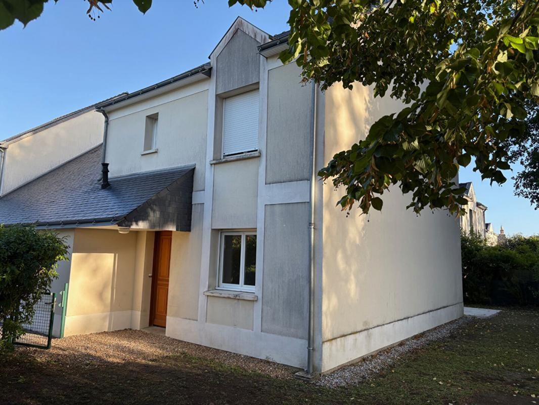 SAINT-SYLVAIN-D'ANJOU Maison Verrieres En Anjou 5 pièce(s) 107 m2 1