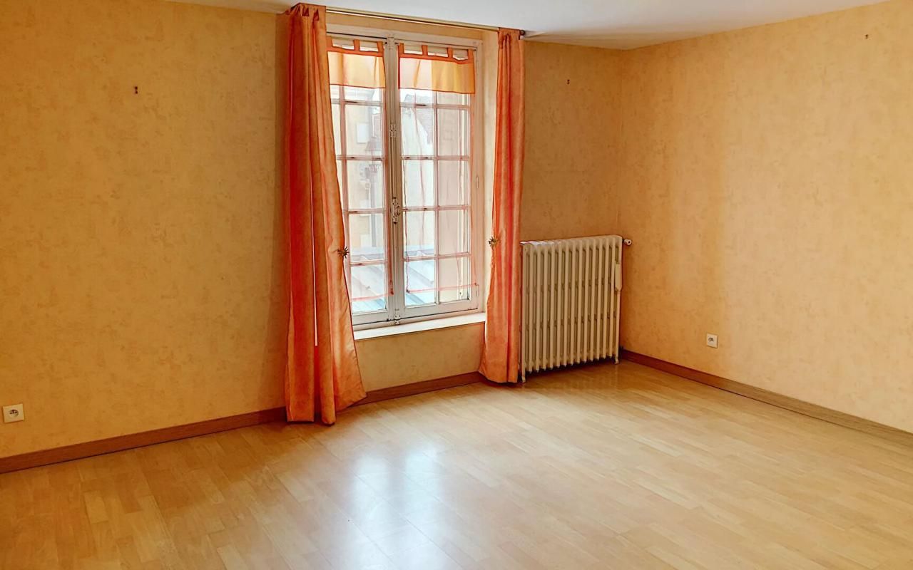 MAZANGE MAISON CENTRE VILLAGE 4