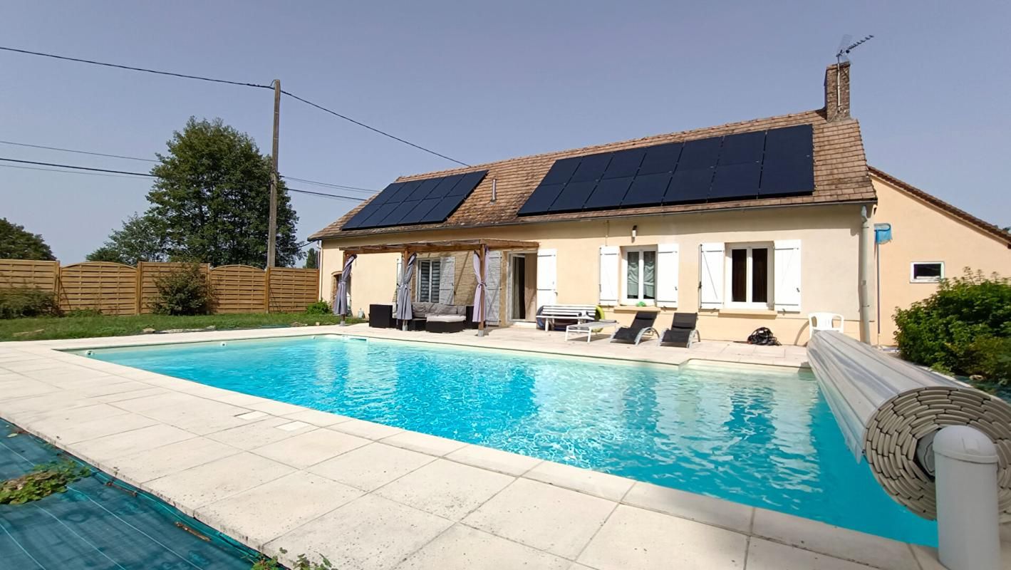 BRETTE-LES-PINS Longère de plain - pied rénovée 7 pièces de 126 m2 avec sa piscine et son superbe terrain extérieur à 10 mn de Le Mans secteur Sud Sarthe 2