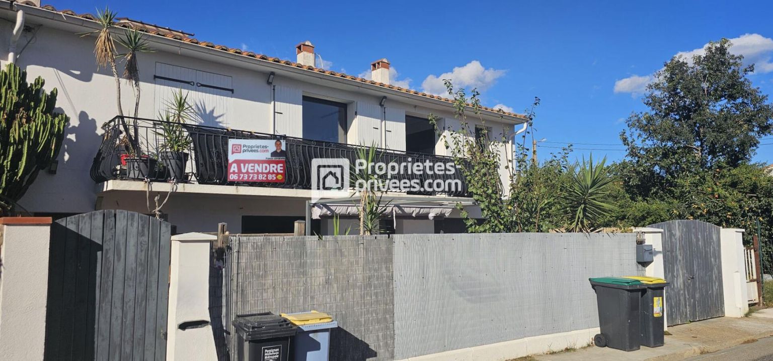 Maison Saint Laurent De La Salanque de190 m2 divisée en deux appartements