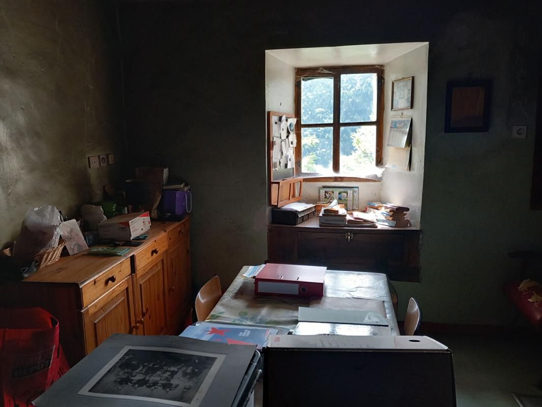 BONNEVAL Appartement  6 pièce(s) 80 m2 2