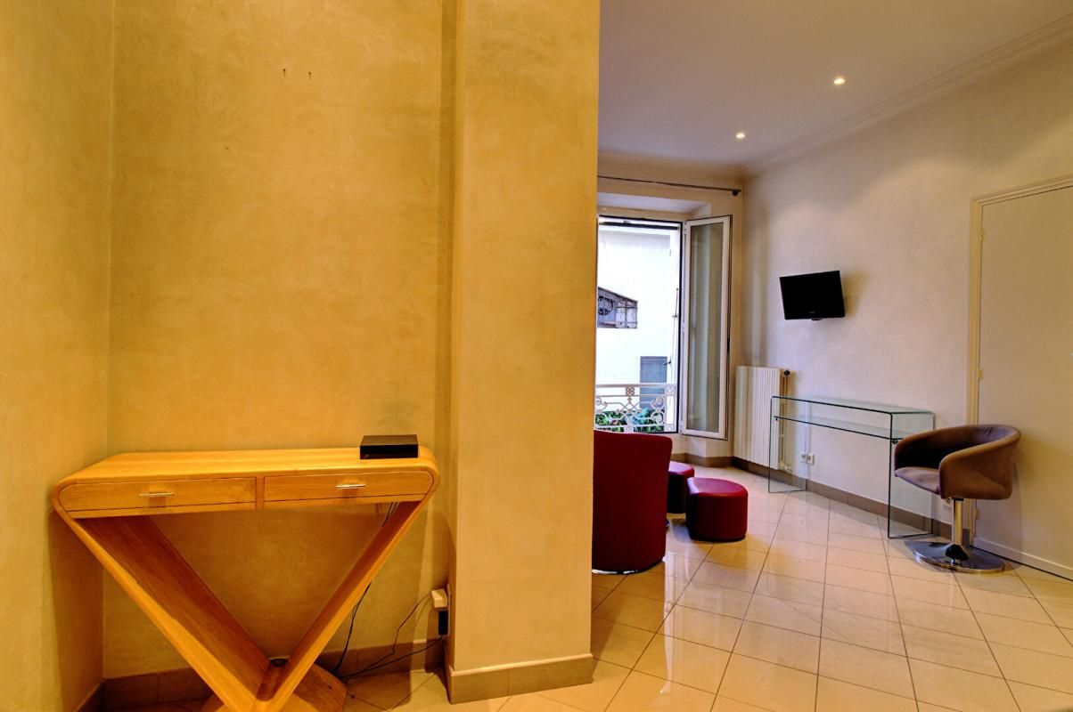 CANNES Cannes Carré d'Or - Appartement idéal pour investisseurs 2
