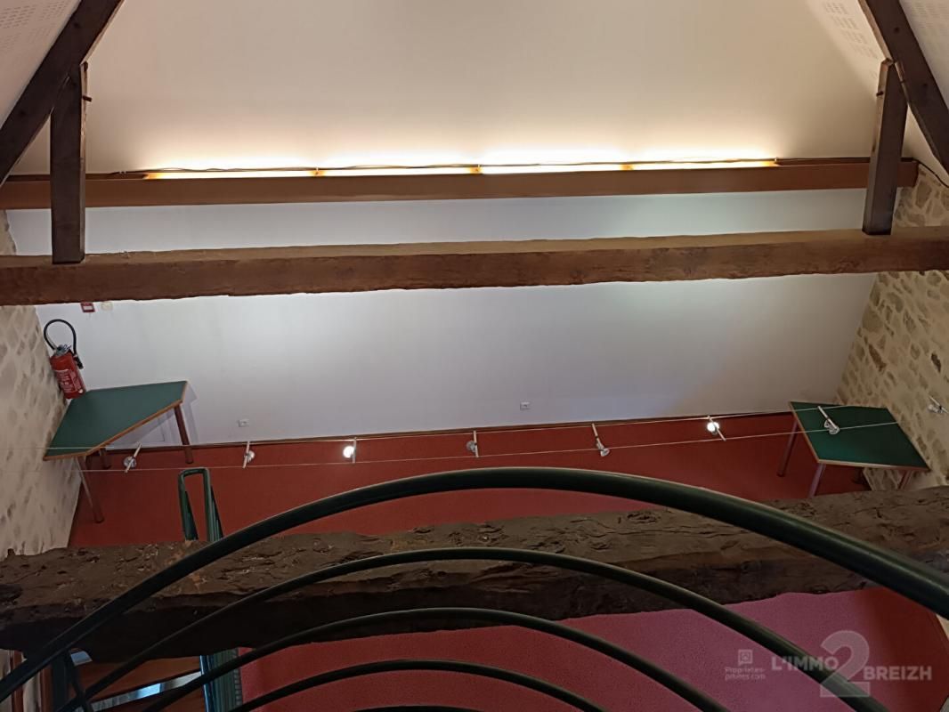 GUEMENE-SUR-SCORFF Bâtiment « Café Pointu »    110 m2 4