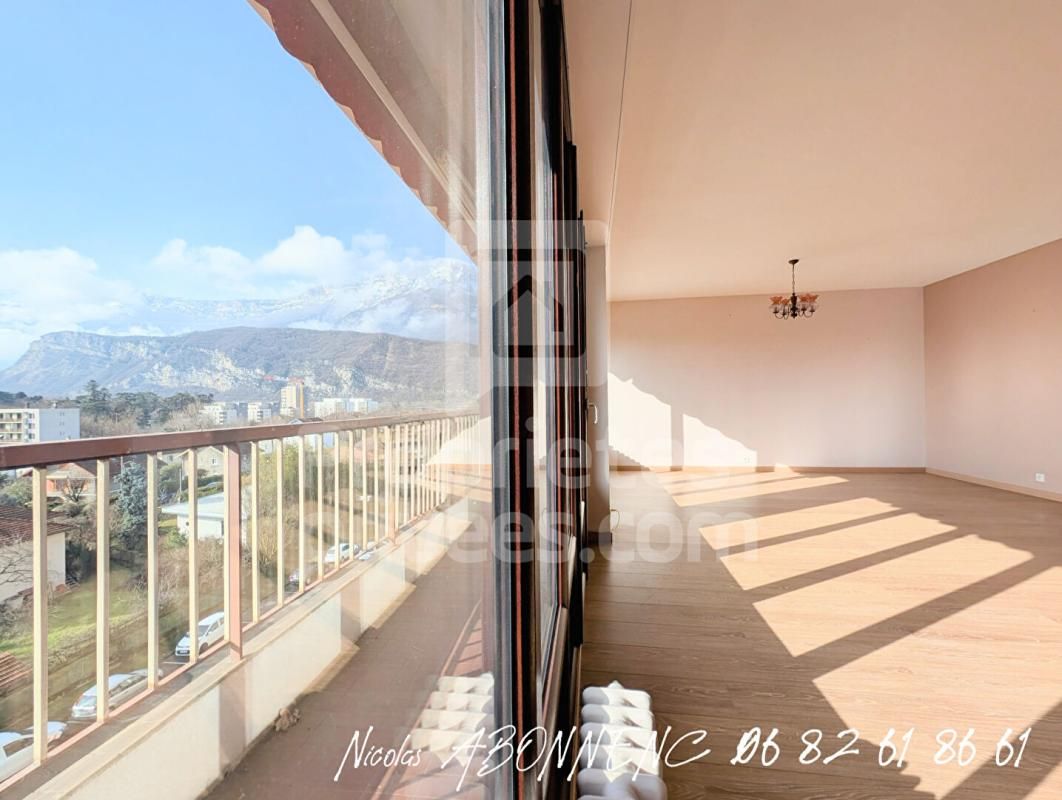 ECHIROLLES Appartement Echirolles 3 pièce(s) 94 m2 4