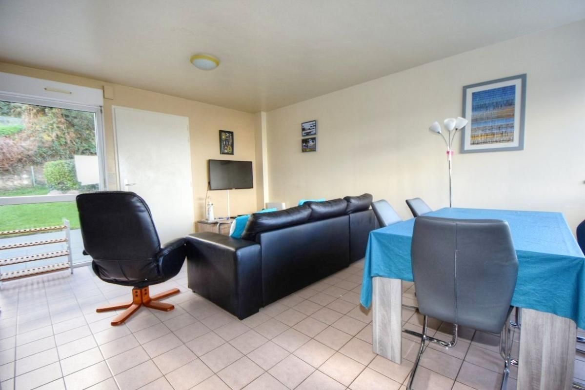 TREVOU-TREGUIGNEC Maison de 56 m2 avec garage et jardin . Belle vue mer de toutes les pièces 3