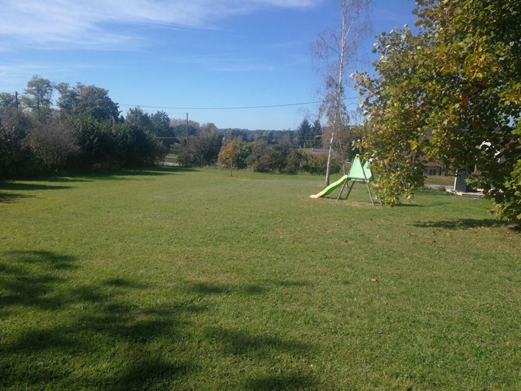 ANTONNE-ET-TRIGONANT Maison Perigourdine 8 pieces sur grand terrain de 2914 m² 4