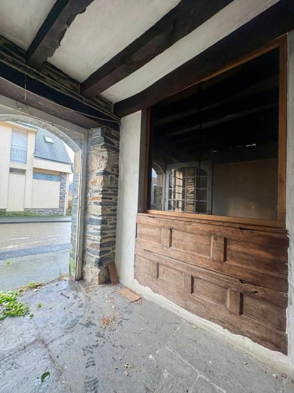 MUR-DE-BRETAGNE Appartement  5 pièce(s) 100 m2 2