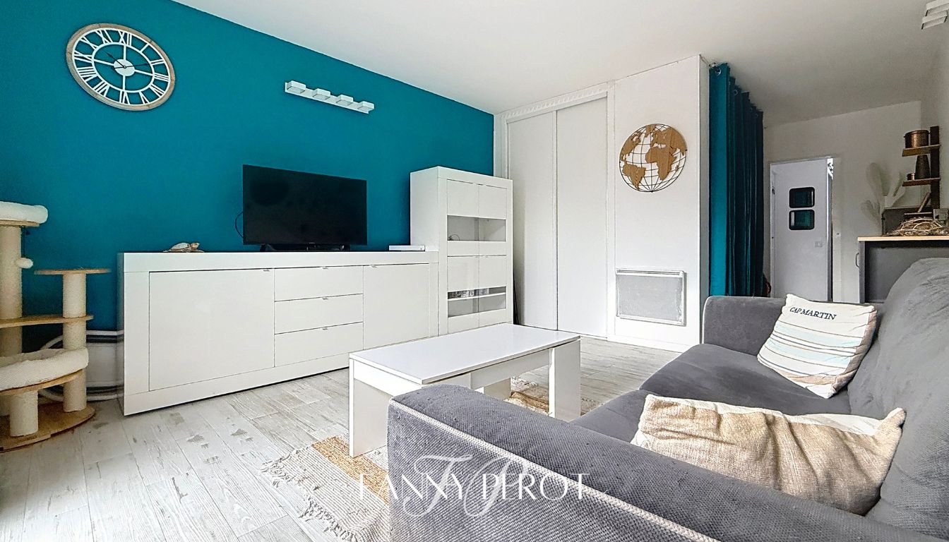 SAINT CYPRIEN PLAGE Un cocon de plain-pied avec terrasse et parking sur le port de St-Cyprien 4