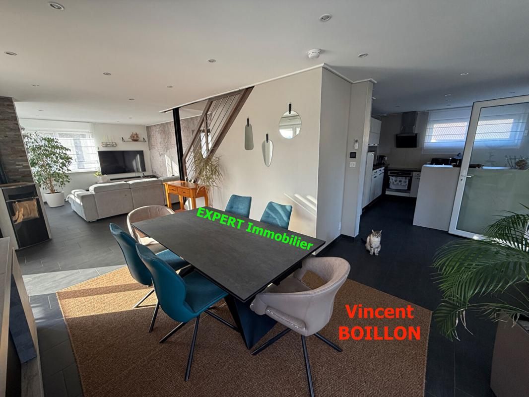 MANDEURE Maison Mandeure 6 pièce(s) 135 m2 1