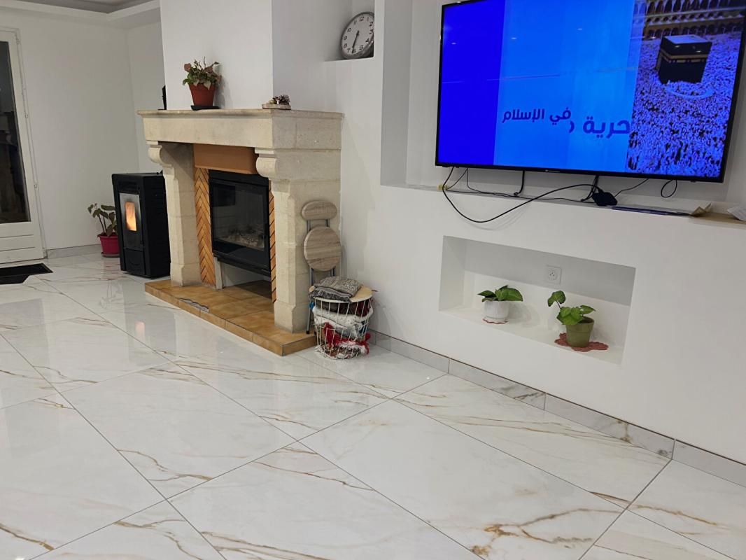 EYSINES Maison Eysines 9 pièce(s) 185 m2 2