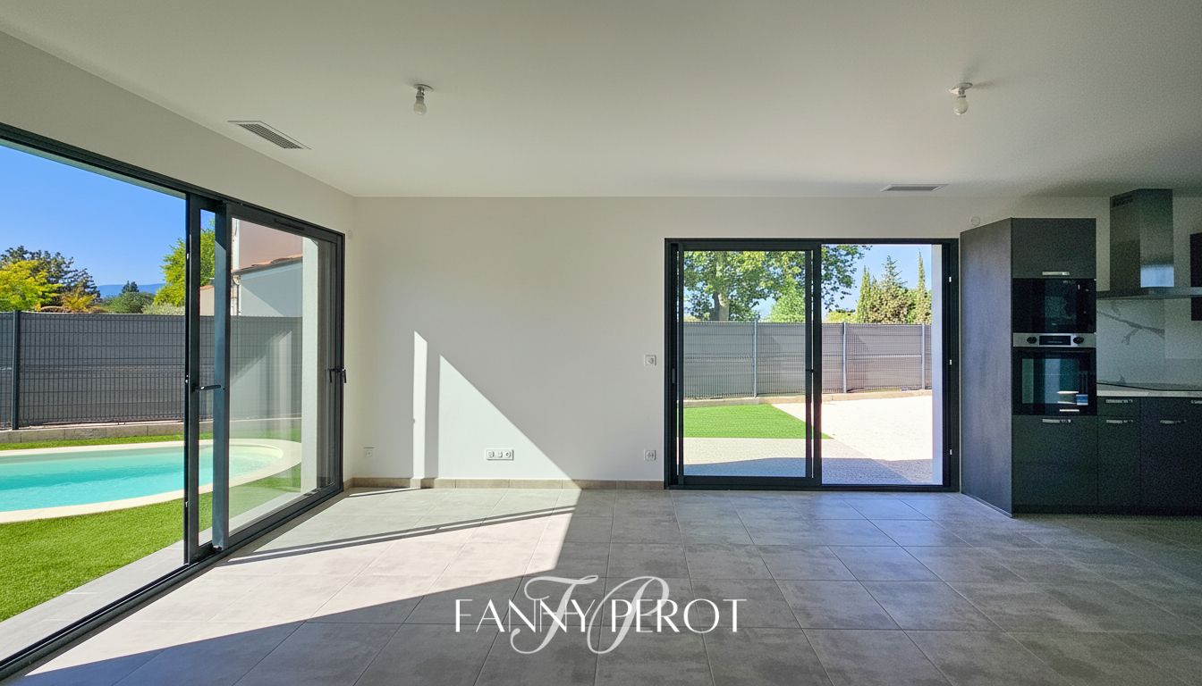 SAINT-CYPRIEN Maison 3 faces de 90 m² avec piscine et garage à Saint-Cyprien 3