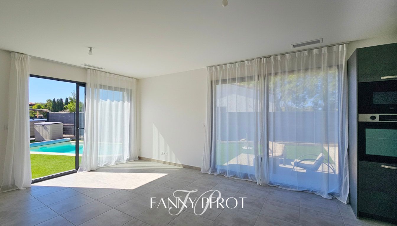 SAINT-CYPRIEN Maison 3 faces de 90 m² avec piscine et garage à Saint-Cyprien 4