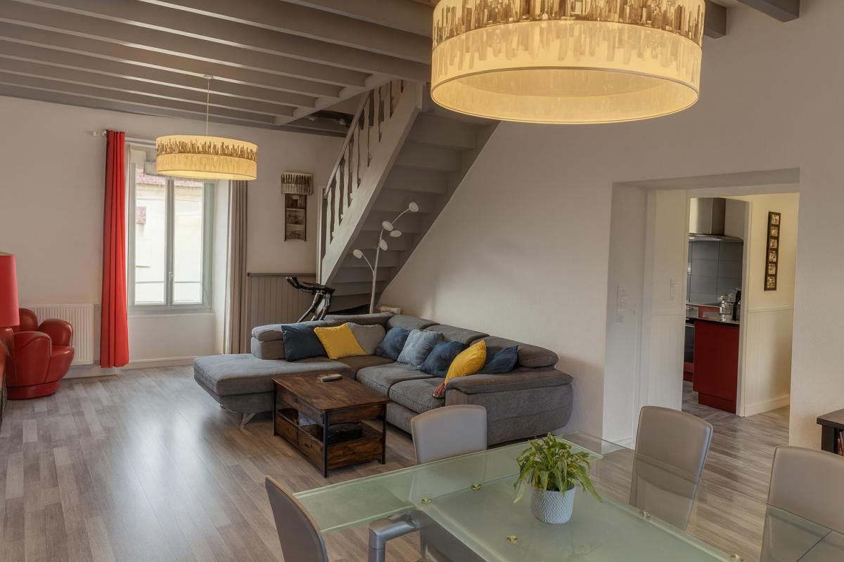 DUPLEX 4 CHAMBRES A ROANNE