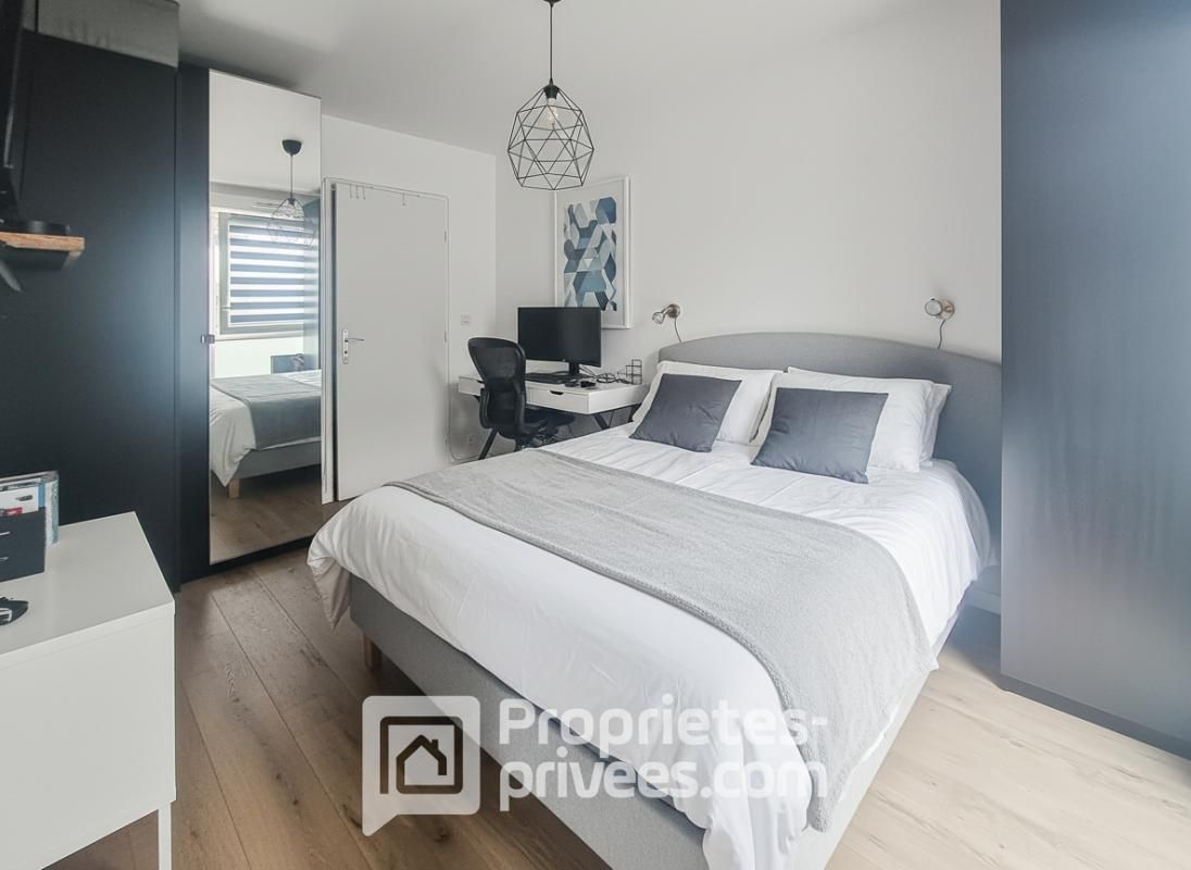 BEZONS charmant 2 piéces avec balcon 4