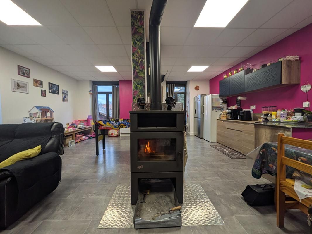 LE MALZIEU-VILLE Maison Le Malzieu Ville 5 pièce(s) 118 m2 4