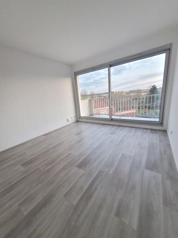 LOOS lez Lille Appartement  2 pièce(s) 46 m2