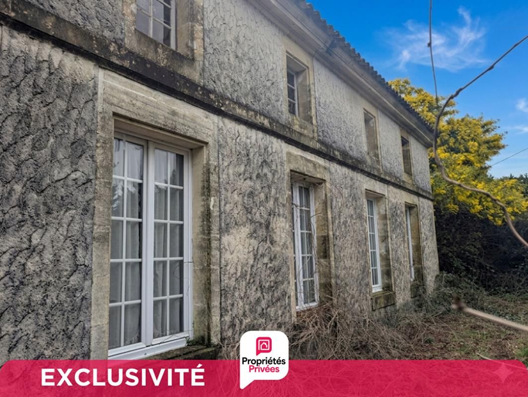 CHAMPAGNOLLES MAISON A RENOVER AVEC JARDIN ET DEPENDANCES 2