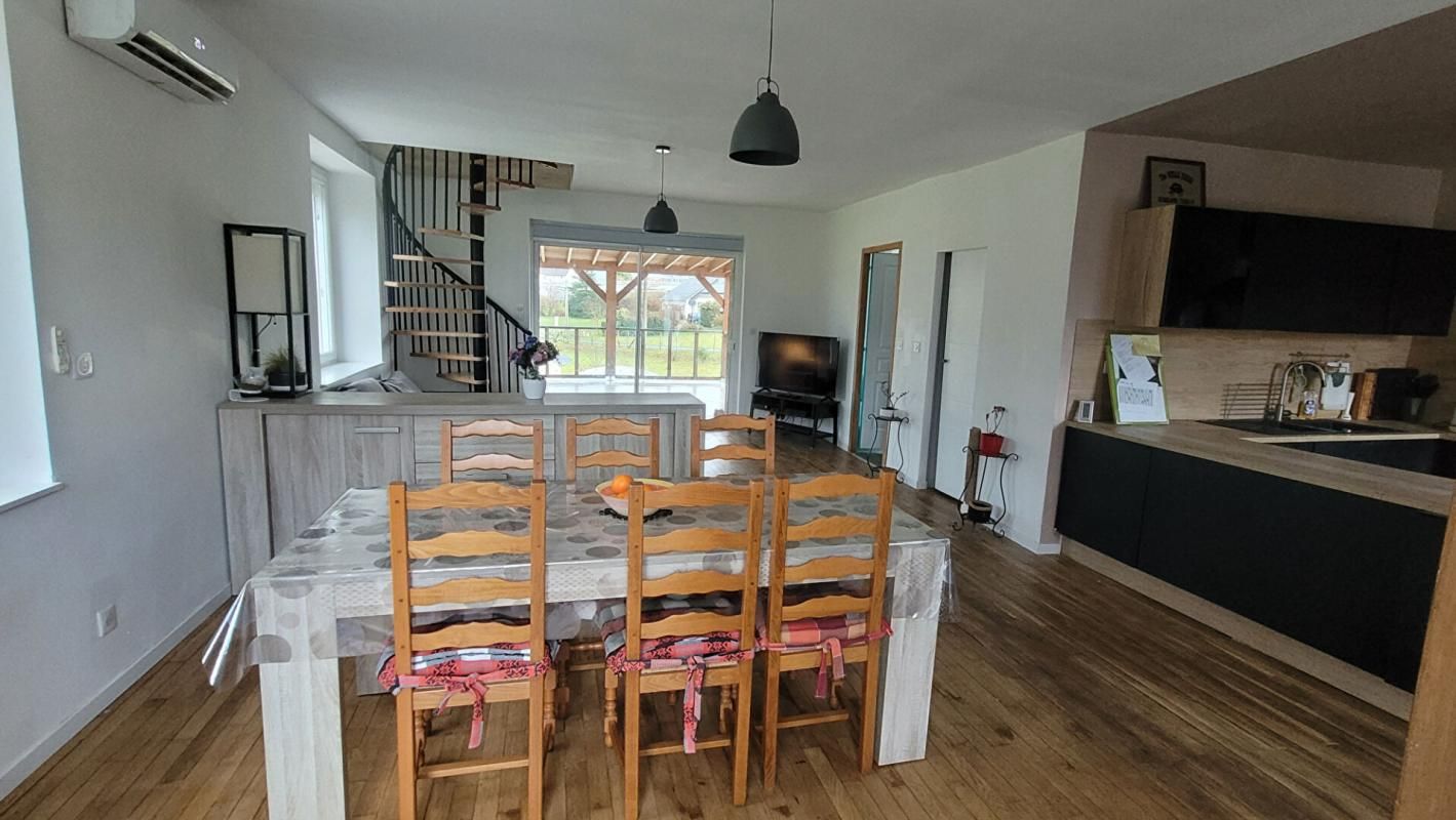 LA CHAPELLE-AUX-SAINTS Maison Les Trois Saints 4 pièce(s) 120 m2 2