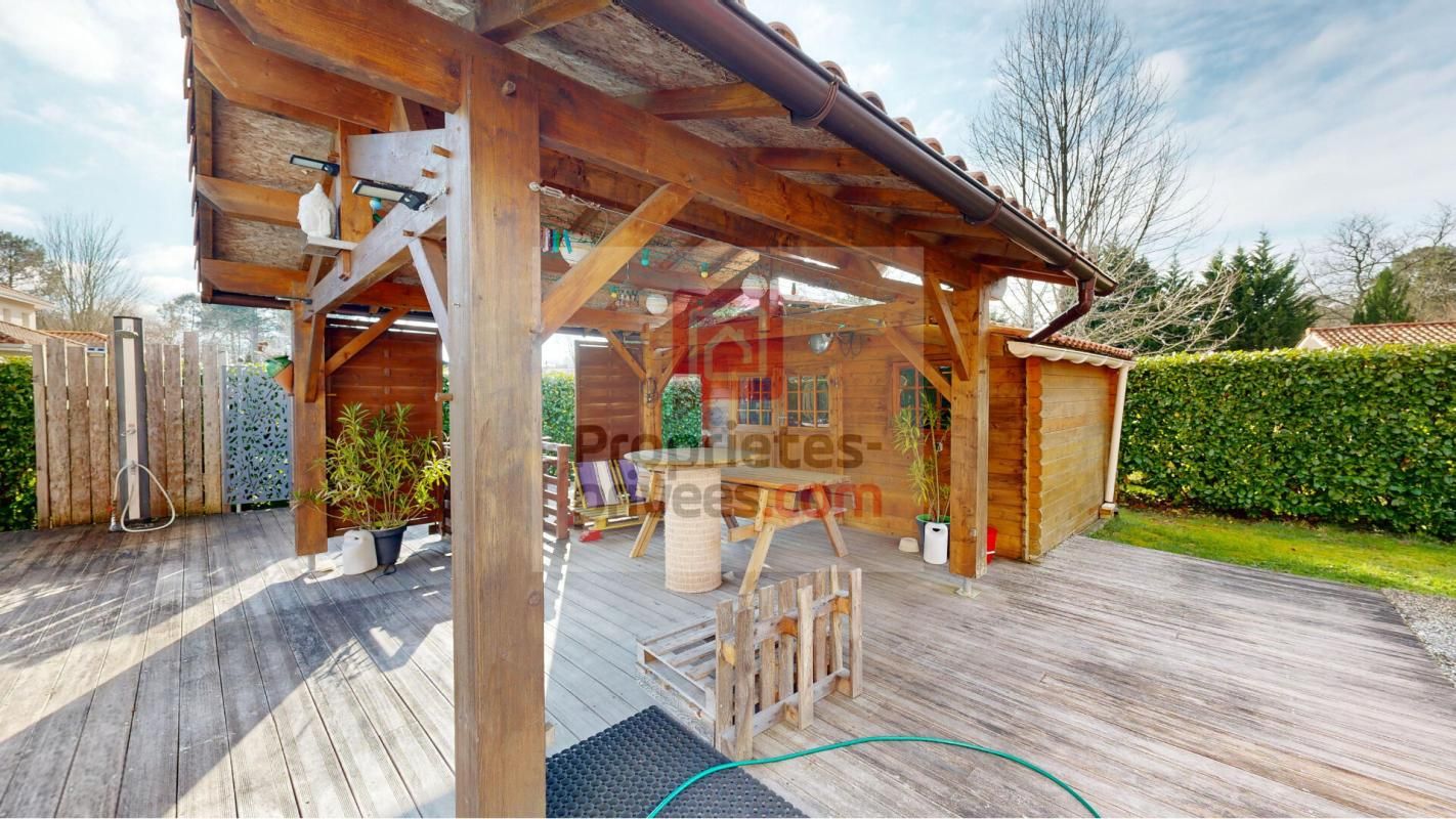 BISCARROSSE Belle Landaise de 201m², parc arboré, piscine 4