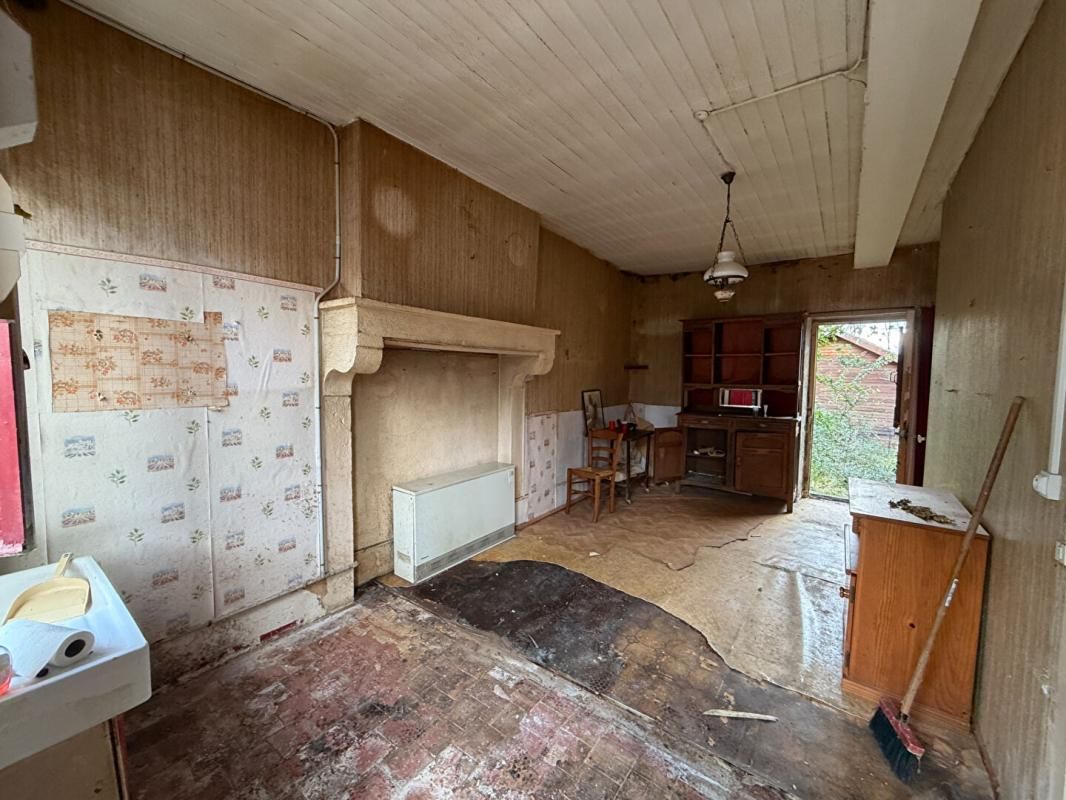 PREMERY Lot de deux maisons à rénover 4