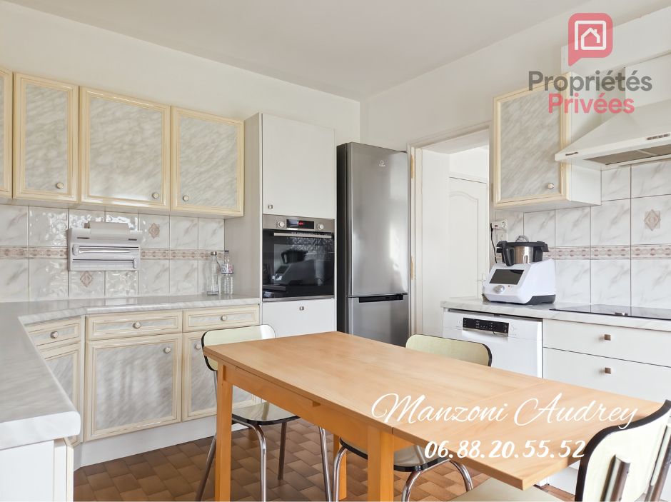 BARBEREY-SAINT-SULPICE Maison Barberey Saint Sulpice 8 pièce(s) 166 m2 4