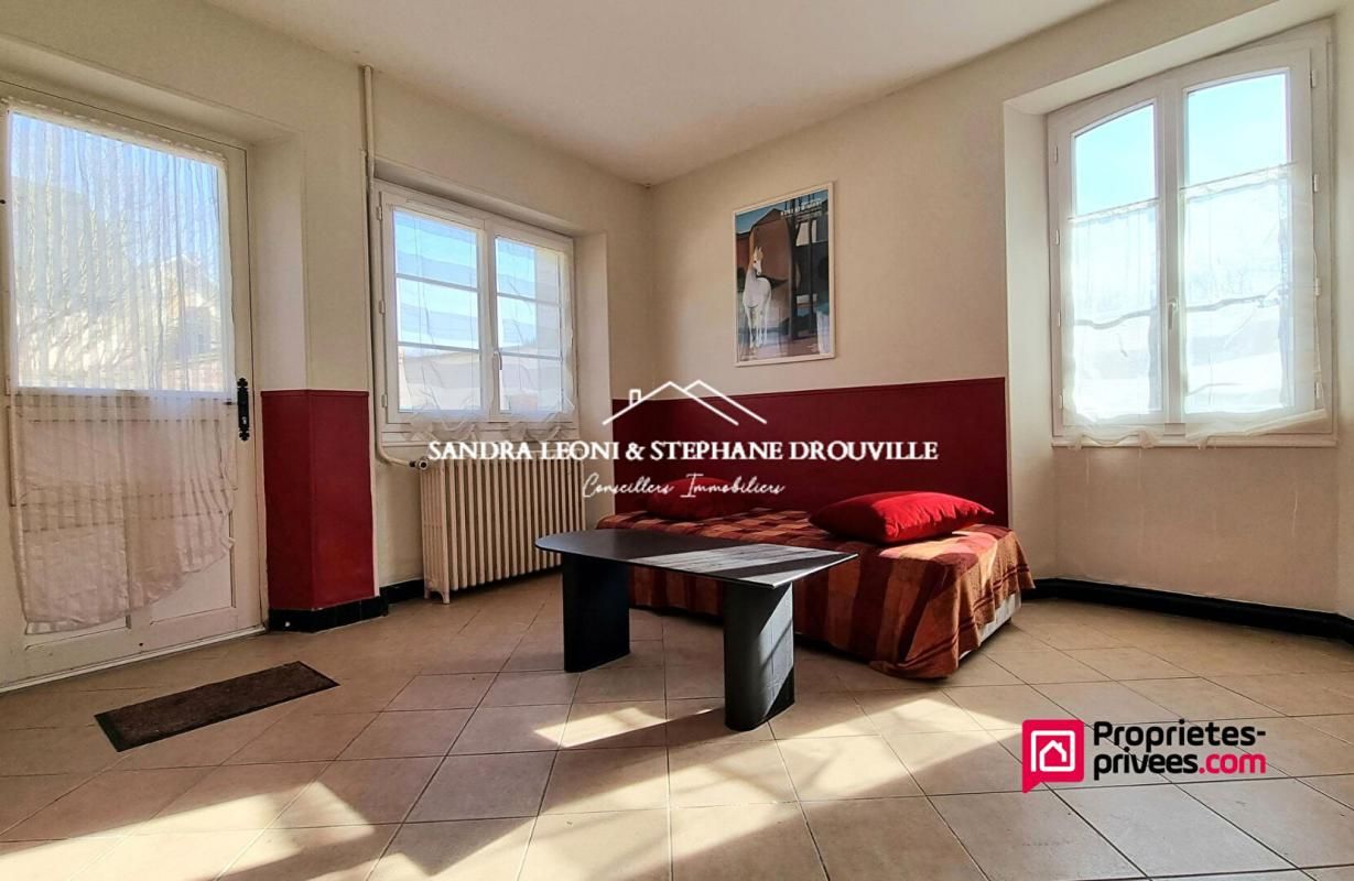 JOUY JOUY - CHARMANTE MAISON de 60 m², 4 PIECES 4