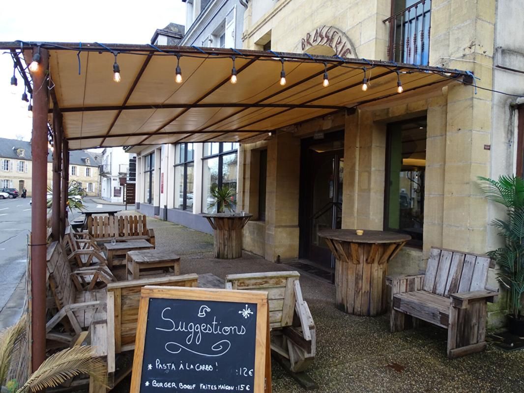 MONTIGNAC Immeuble Montignac Lascaux 4 pièce(s) 181 m2 3