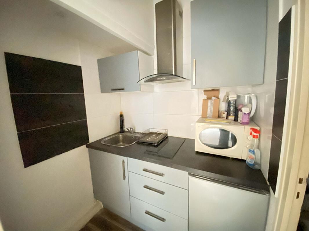 BORDEAUX T1 avec cour privée - Bordeaux Triangle d'Or 3