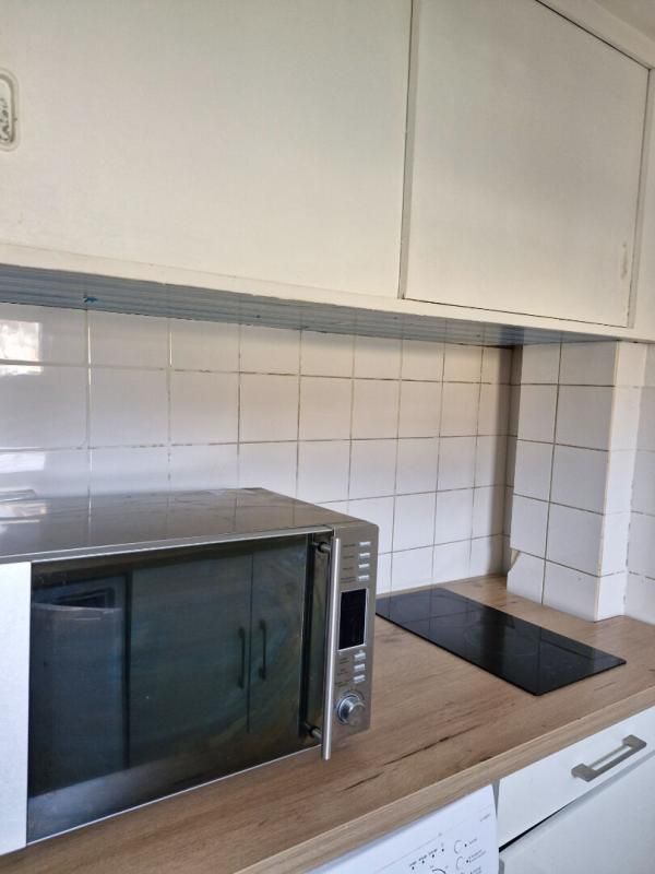 ROANNE ROANNE  -  APPARTEMENT  T2 MEUBLE 3