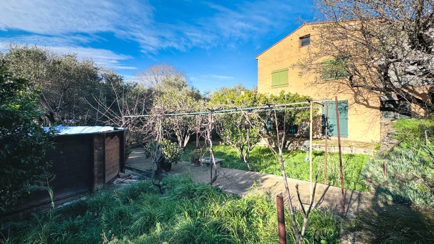 BANYULS-SUR-MER À 2 pas de la plage Maison avec jardin et potentiel 2