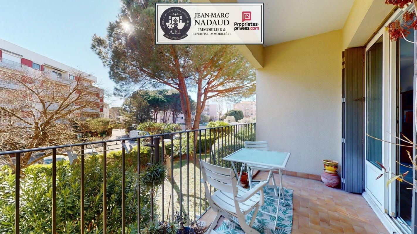 SAINT-RAPHAEL Fréjus - T3 complet : terrasse, loggia, garage, grande cave, 3 parkings privés 2