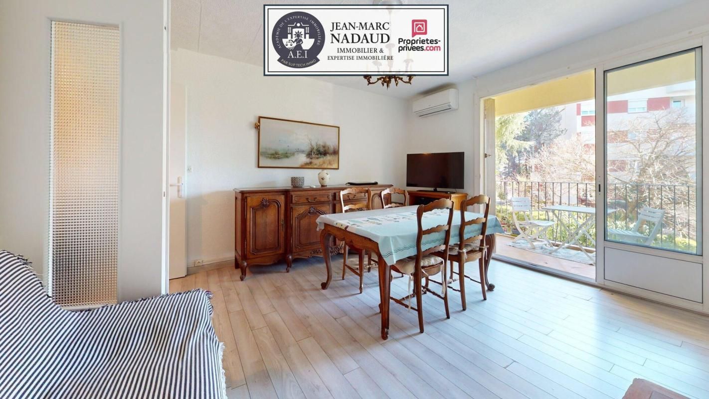 SAINT-RAPHAEL Fréjus - T3 complet : terrasse, loggia, garage, grande cave, 3 parkings privés 4