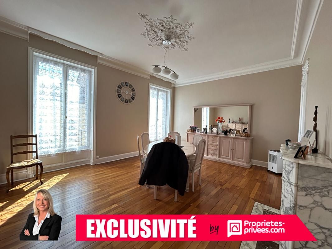 RIORGES RIORGES IMMEUBLE DE CARACTERE 2