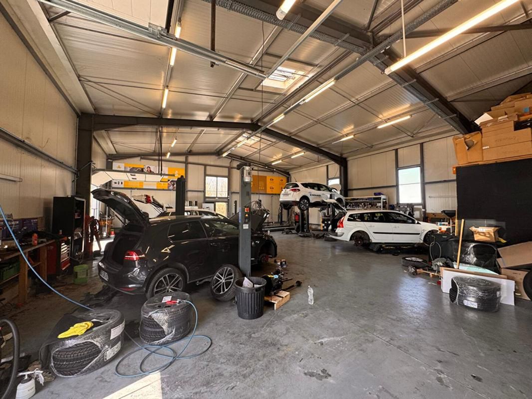 NEVERS Bâtiment commercial à fort potentiel ? secteur hôpital de Nevers 3