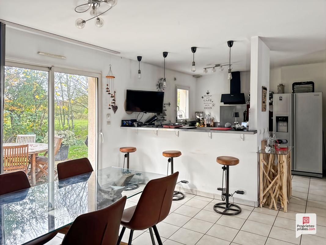 PRECIGNE Maison 7 pièce(s) 151 m2 3