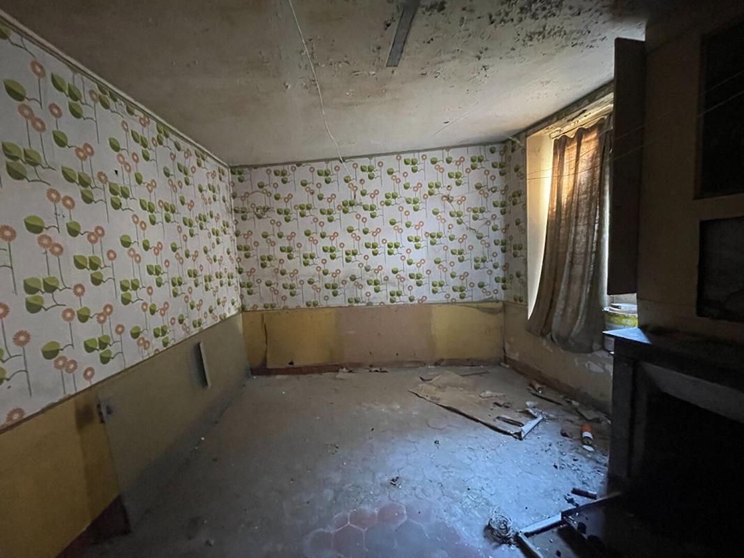 CHATEAU-RENARD Immeuble Château Renard 3 pièces 110 m2 4