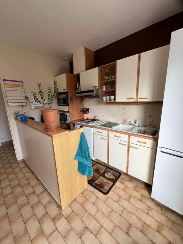 CHATEAU-L'EVEQUE Maison Château L'Evêque 116 m2  avec grand jardin 3