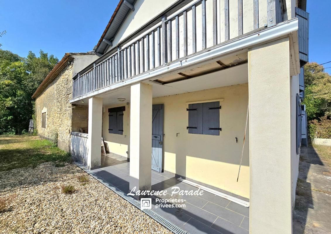 Maison 158m² en pierre, dépendance , terrain, ruisseau