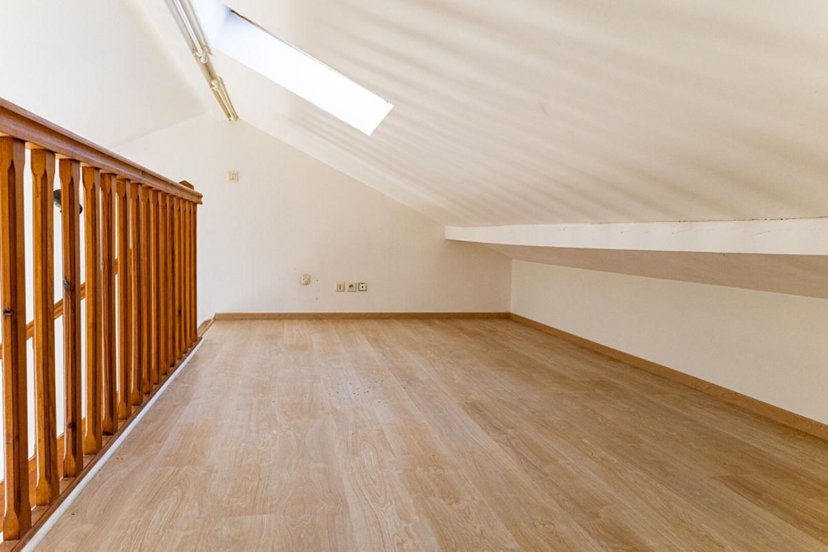 LEON Rare à Léon : T2 avec future terrasse en plein centre 4