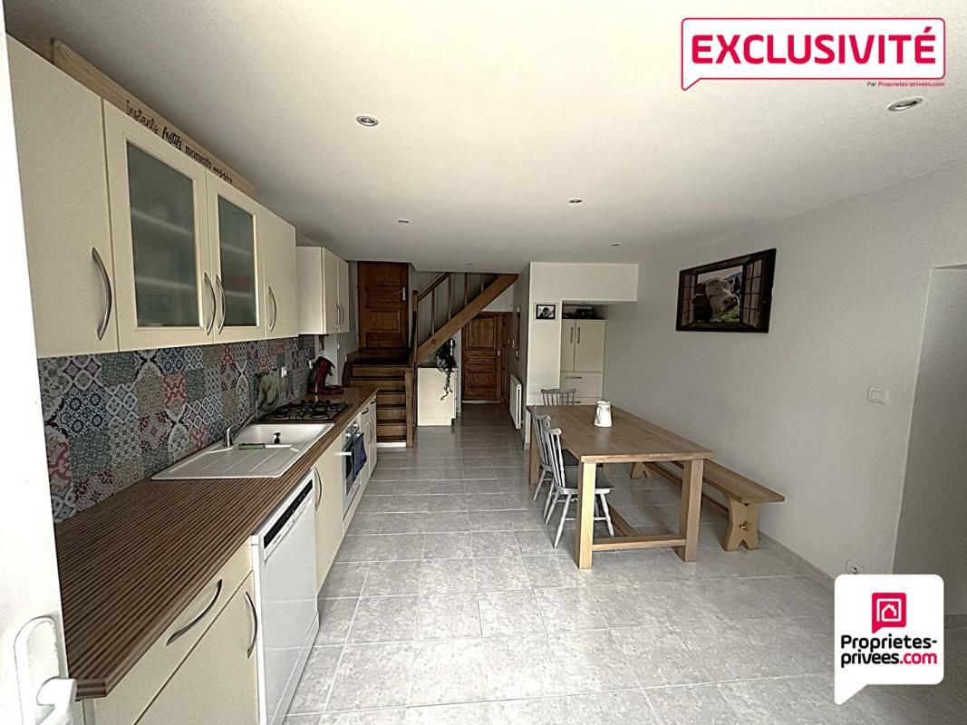 Corps de ferme. Montécheroux 7 pièce(s) 150.4 m2