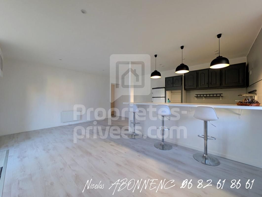 PIERRE-CHATEL Appartement Pierre Chatel 3 pièce(s) 80.63 m2 2