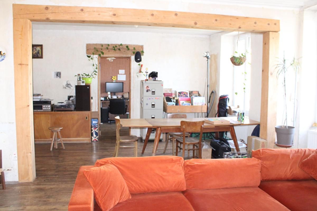 LANGOGNE Maison  avec jardin , garage et appartement indépendant 3