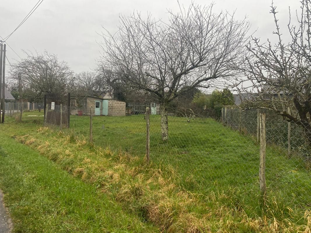 MONTEAUX Terrain Monteaux 1107 m2 3