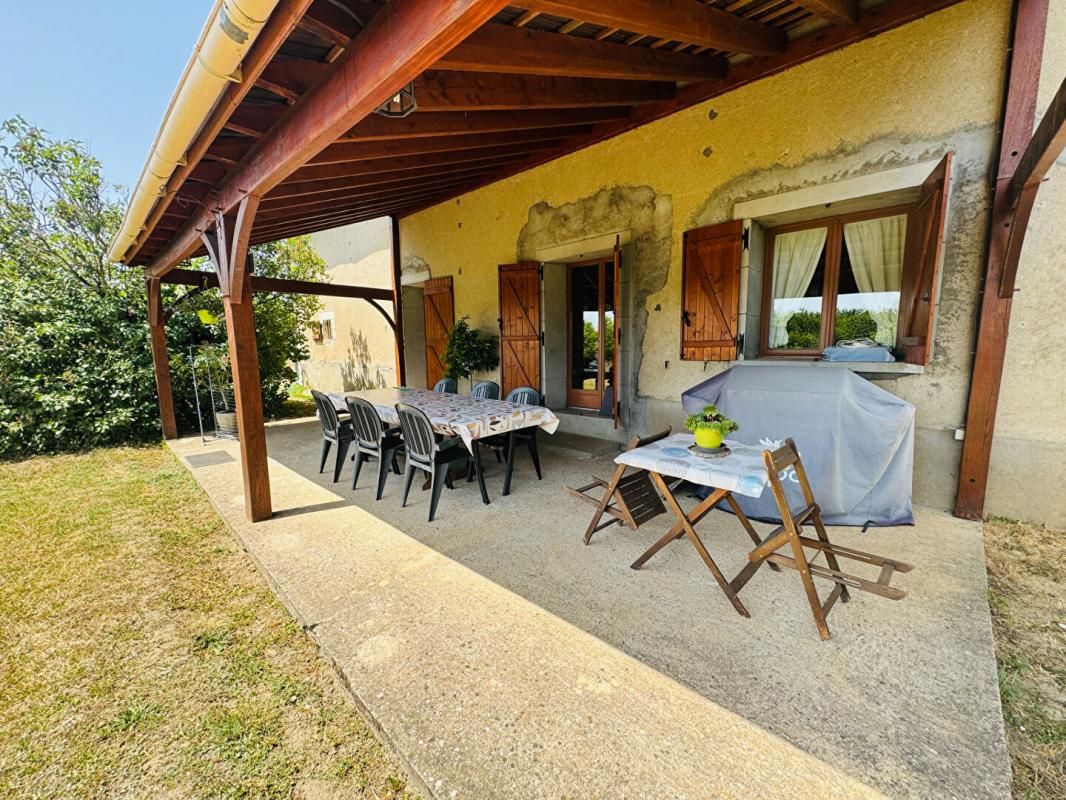 SAINT-LEGER-LE-PETIT Jolie maison ancienne à Saint Léger le Petit 3