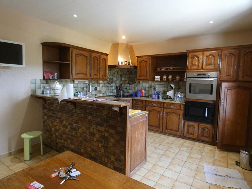 LIMETZ-VILLEZ Maison familiale 155 m2+ exeptionnel sous sol 3