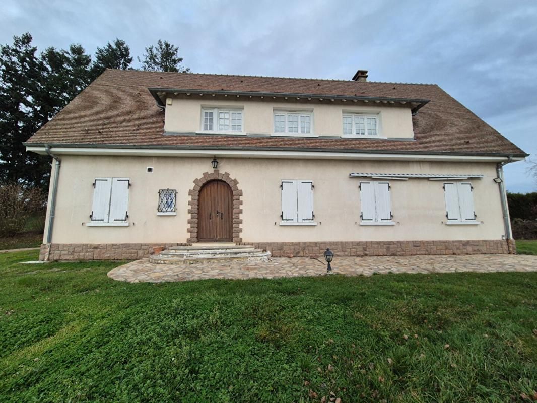 Maison Varennes Sur Allier 5 pièce(s) 186 m2