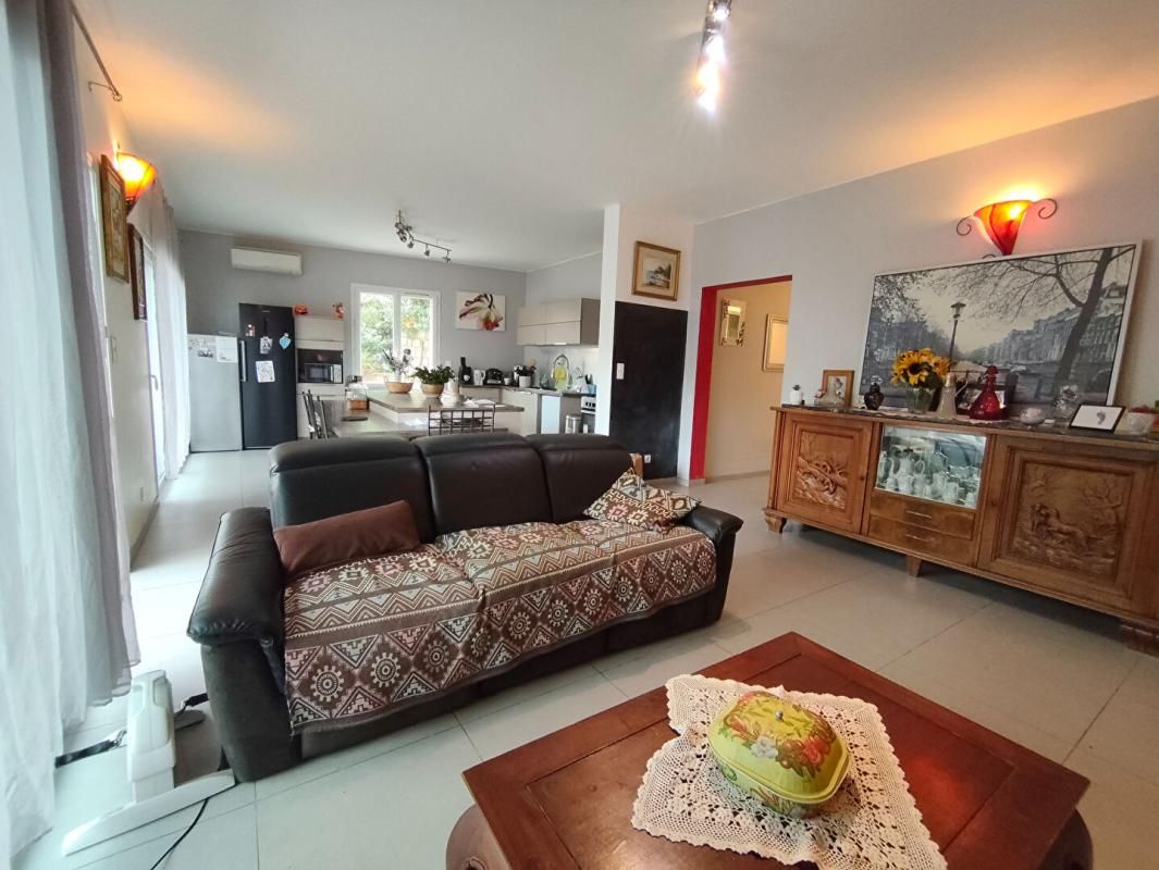 SARTENE Appartement Sartène - 3 chambres - 99 m² - proche centre ville 2